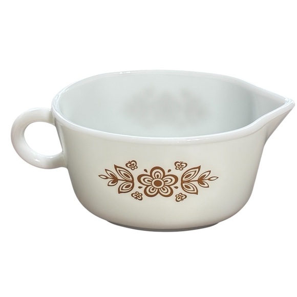 Vintage Pyrex Butterfly Gold Milk Glass Gravy Sauce Syrup Boat Corning 77-B - Picture 1 of 4